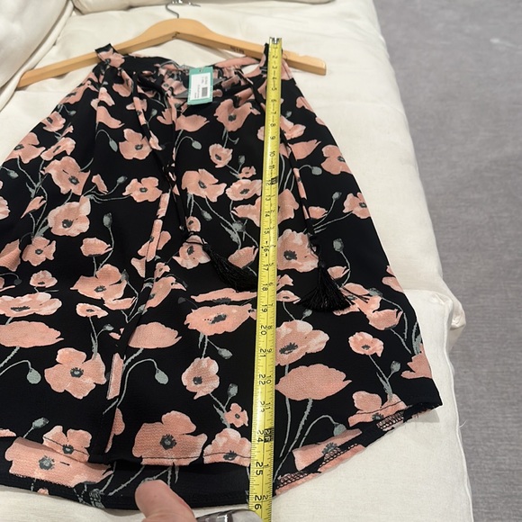 Lemon Tart Blakemore floral Split Neck Top size L - Picture 4 of 7